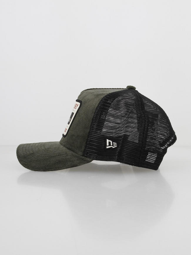 Casquette trucker velours cord kaki noir - New Era