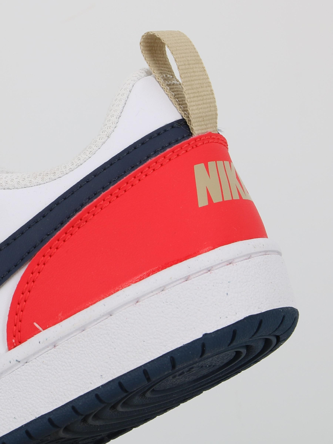 Baskets à scratch court borough td blanc beige bleu enfant - Nike