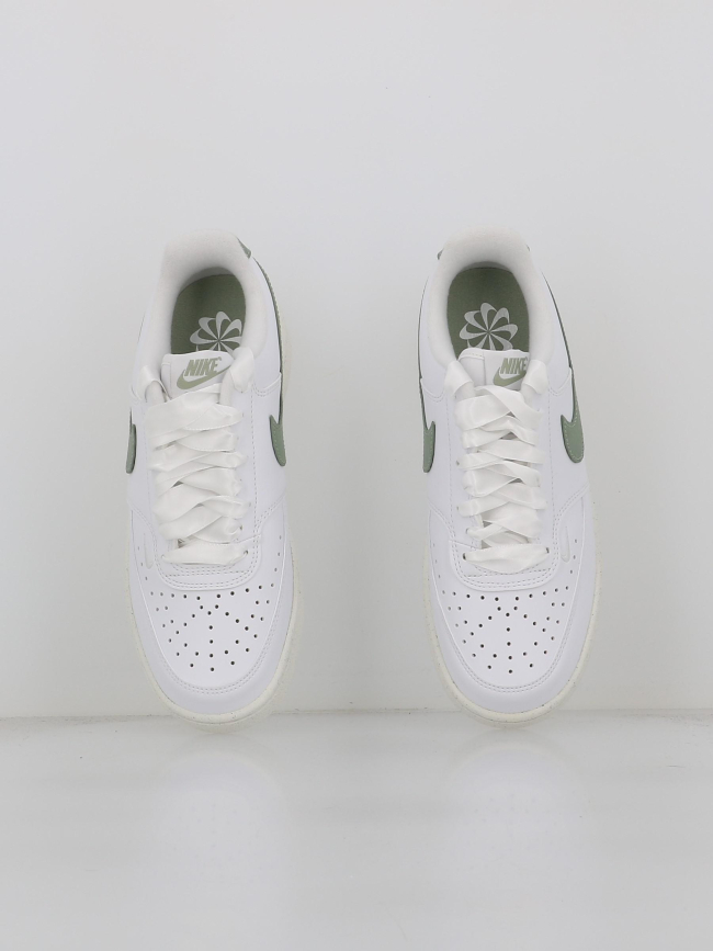 Baskets court vision blanc kaki femme -Nike
