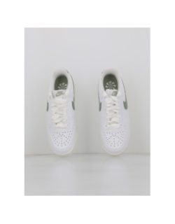 Baskets court vision blanc kaki femme -Nike