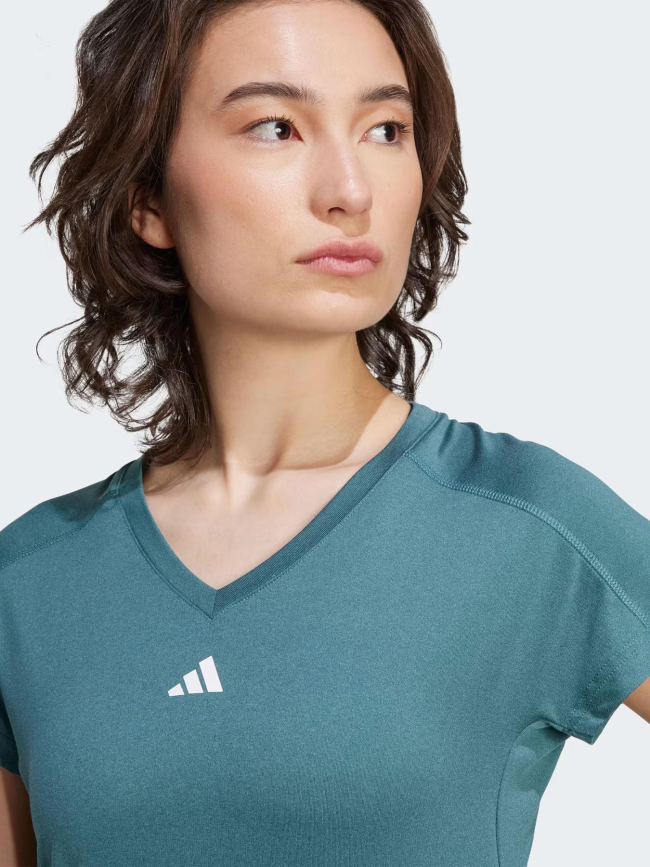 T-shirt à col en v train essentials bleu femme - Adidas