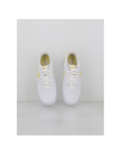 Baskets court vision low next nature blanc et jaune femme - Nike
