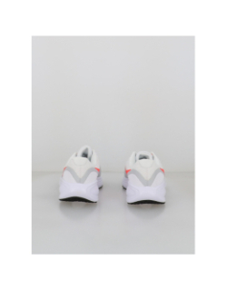 Chaussures de running revolution 8 blanc homme - Nike