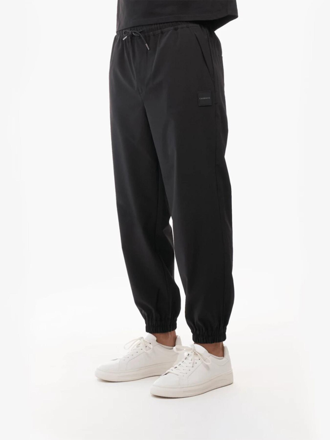 Pantalon jogging logo badge relief noir homme - Chabrand