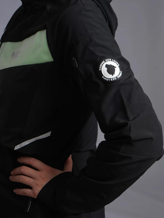 Veste tech à capuche new york noir femme - Comme Des Loups